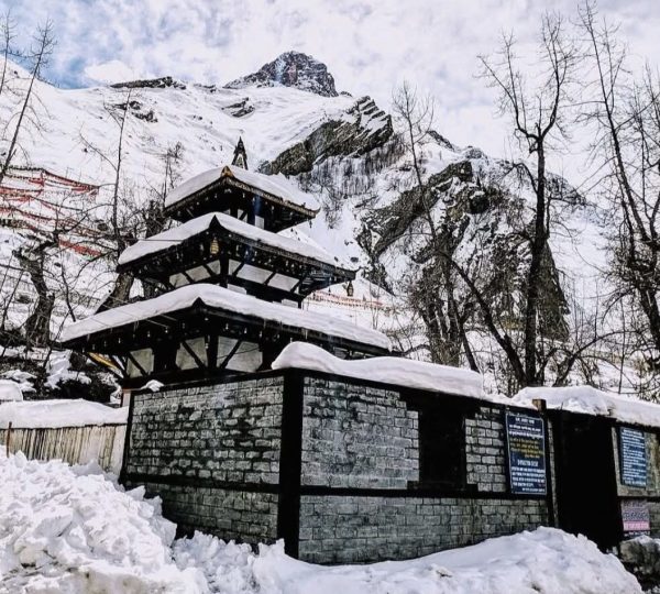 windter days at muktinath temple mustang